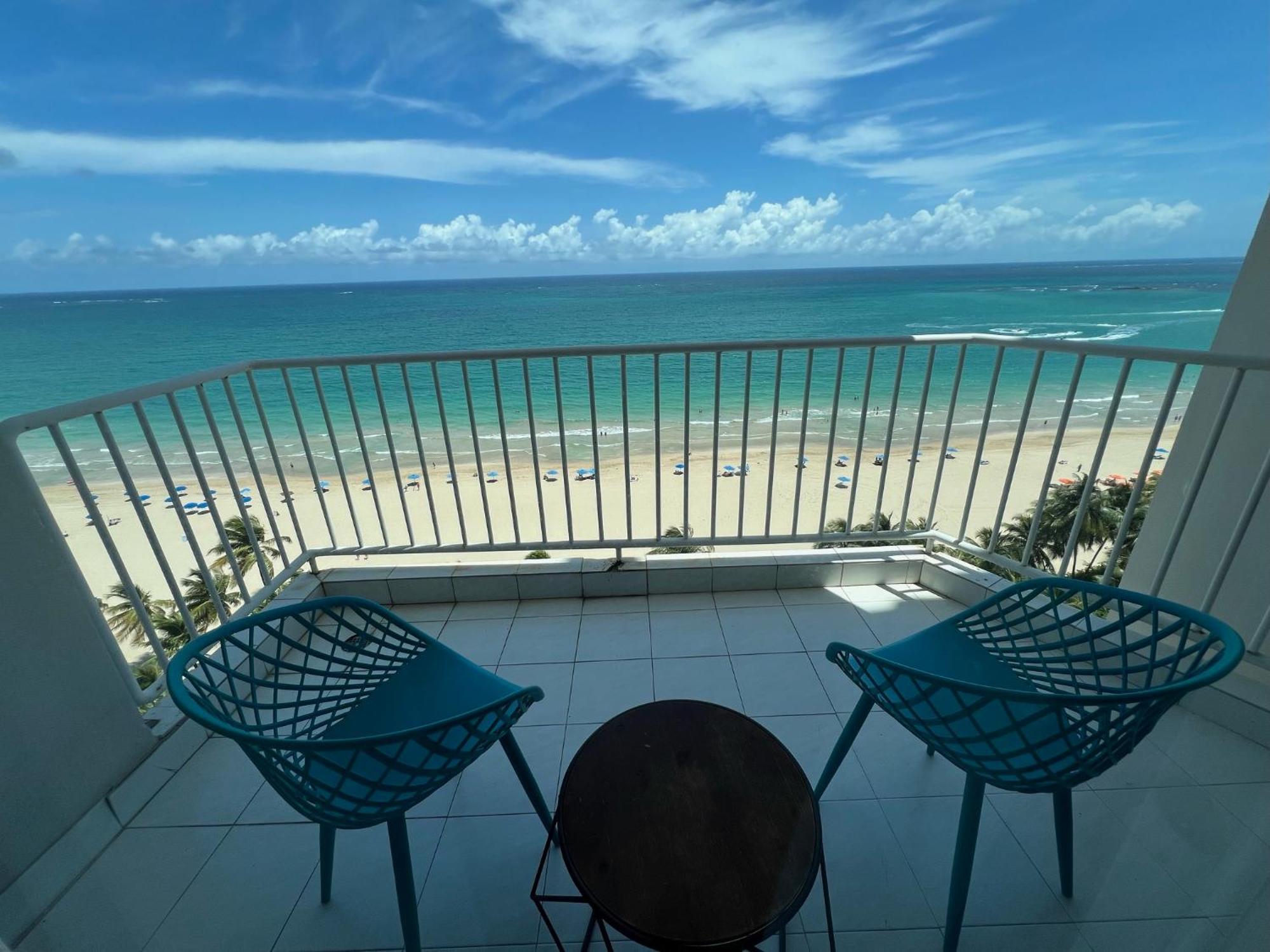 Апартаменты Gorgeous Ocean View 1Br W/Beach Acess & Pool Сан-Хуан Экстерьер фото